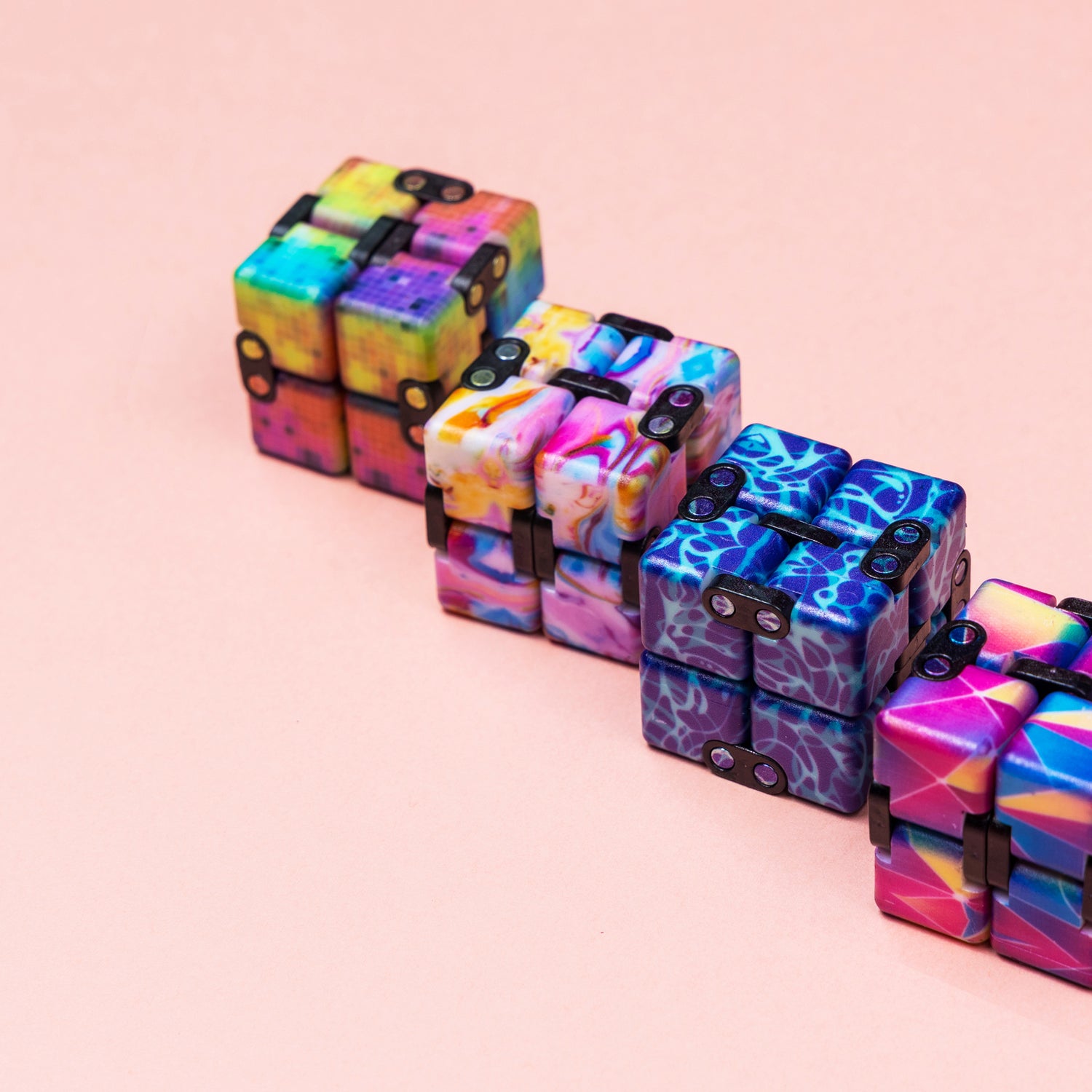 infinity-cube-colorful-1