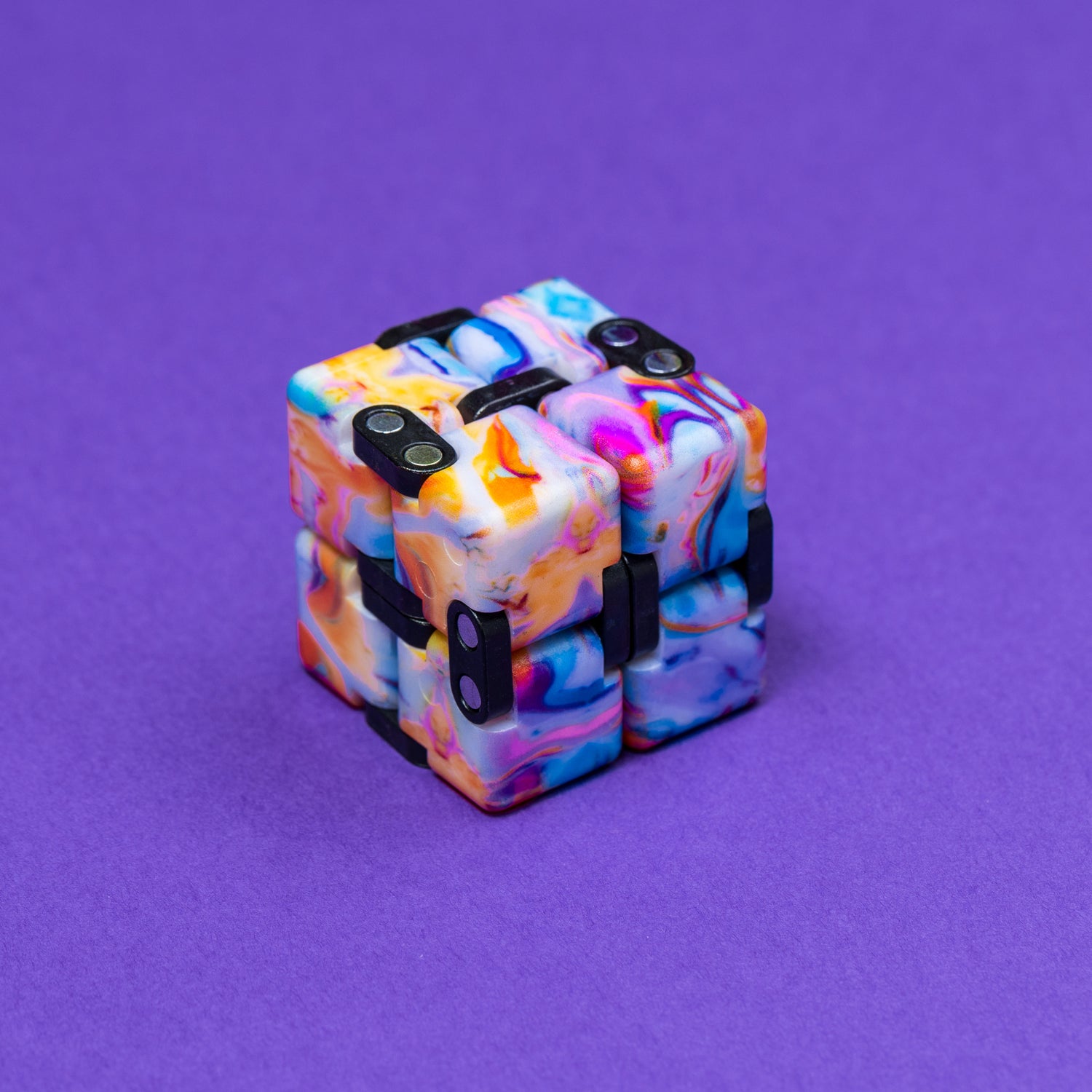 infinity-cube-marble-1